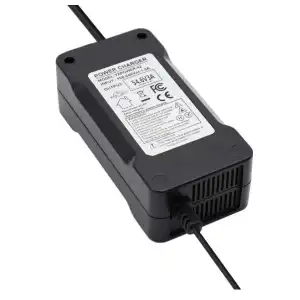 Cargador rápido de batería de 54.5 V y 3 A para baterías de litio de 48 V. miniatura 1